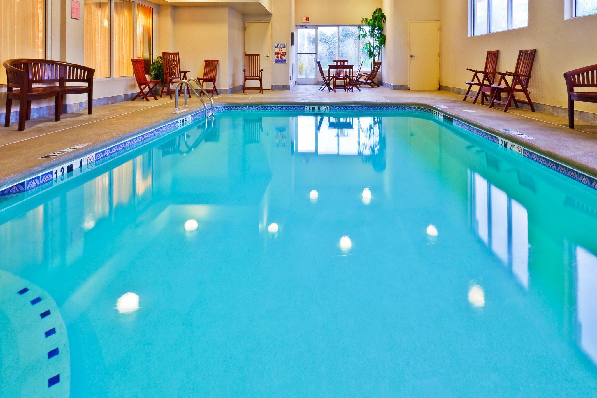 Holiday Inn Express & Suites Chattanooga - East Ridge By Ihg Facilities photo