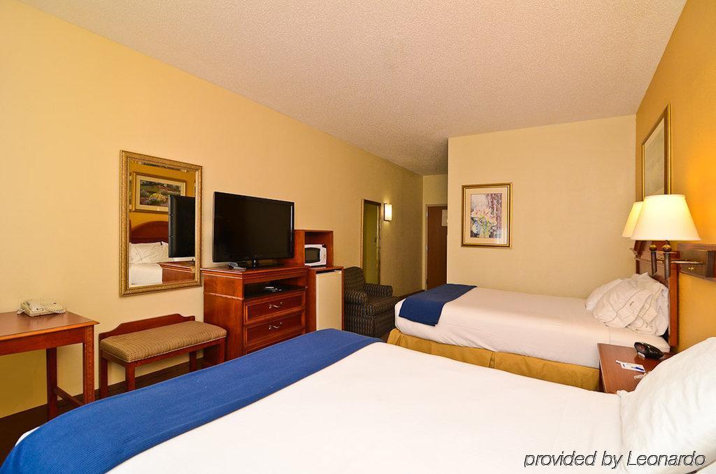 Holiday Inn Express & Suites Chattanooga - East Ridge By Ihg Room photo